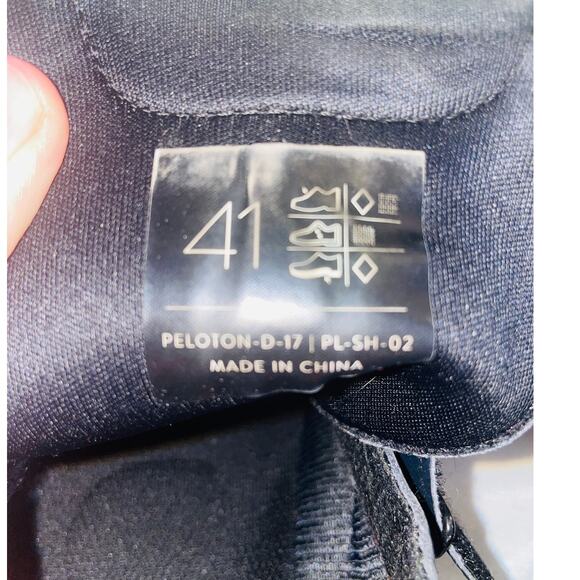 Peloton Cycling Shoes w/ Cleats -‎ Unisex Size 41 (W 10.5 / M 8) - Picture 8 of 10